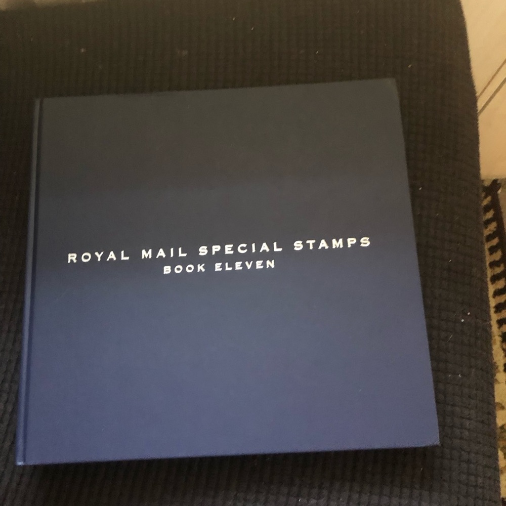 🍎4-sale Royal Mail Special Stamps Book Eleven Hardback- 663 $20 or $15 w/offer